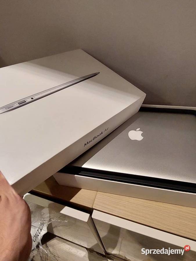 MacBook Air 13 2017 8GB RAM 128GB Idealny Stan sprzedam