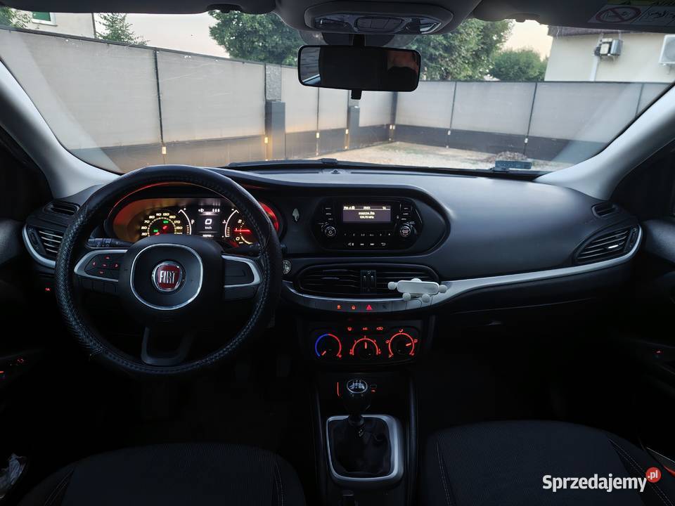 Fiat Tipo 14 95 2017r klima Zduńska Wola sprzedam