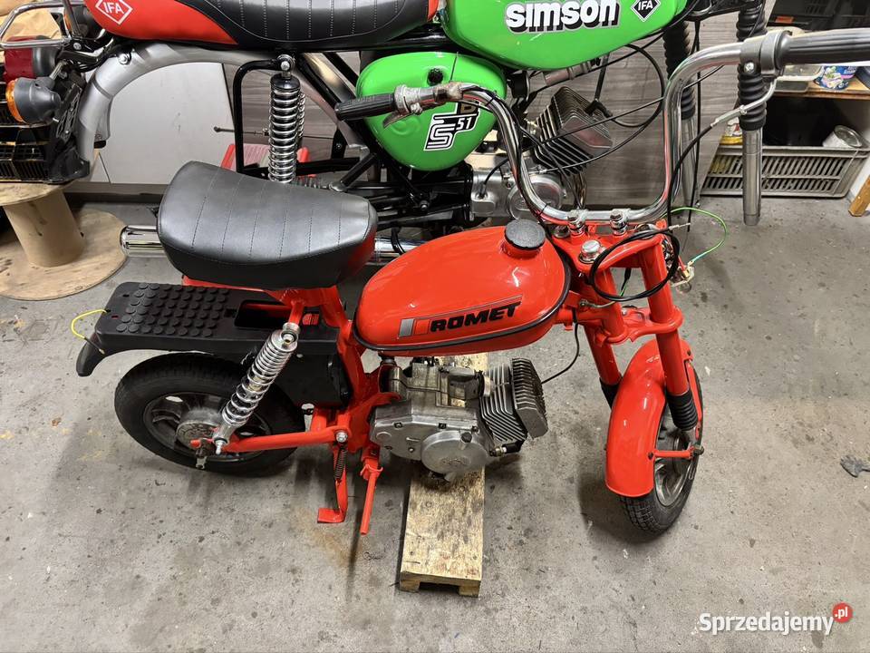 Motorynka 1986 PROPONOWAĆ CENĘ Pszczew sprzedam