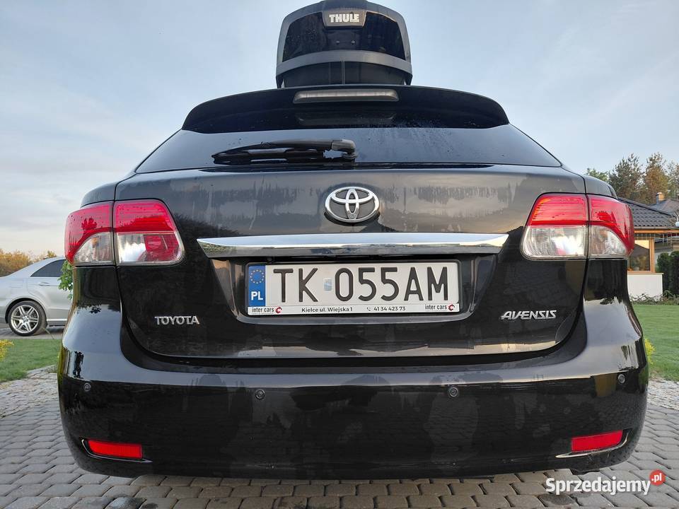 Toyota Avensis w stanie i wyposażeniu sprzedam