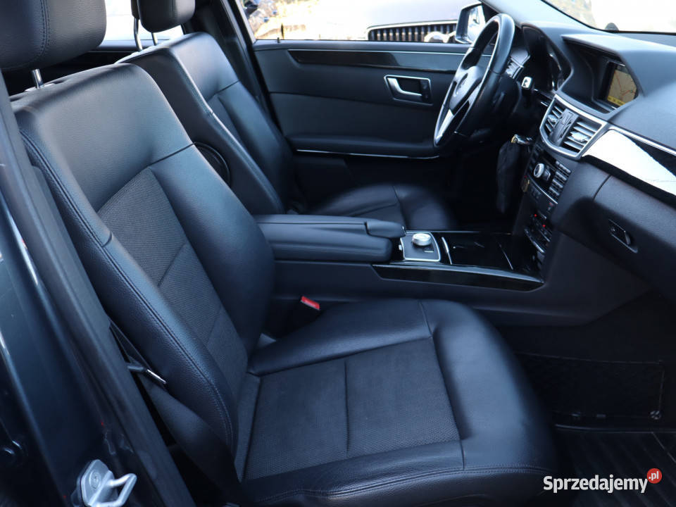 Mercedes E E 200 Bielany Wrocławskie sprzedam