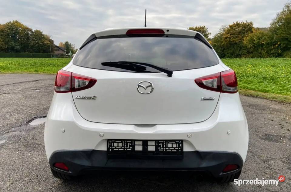 Mazda 2 15 SkyActiv 2015 Exclusive bezwypadkowa manualna Toruń