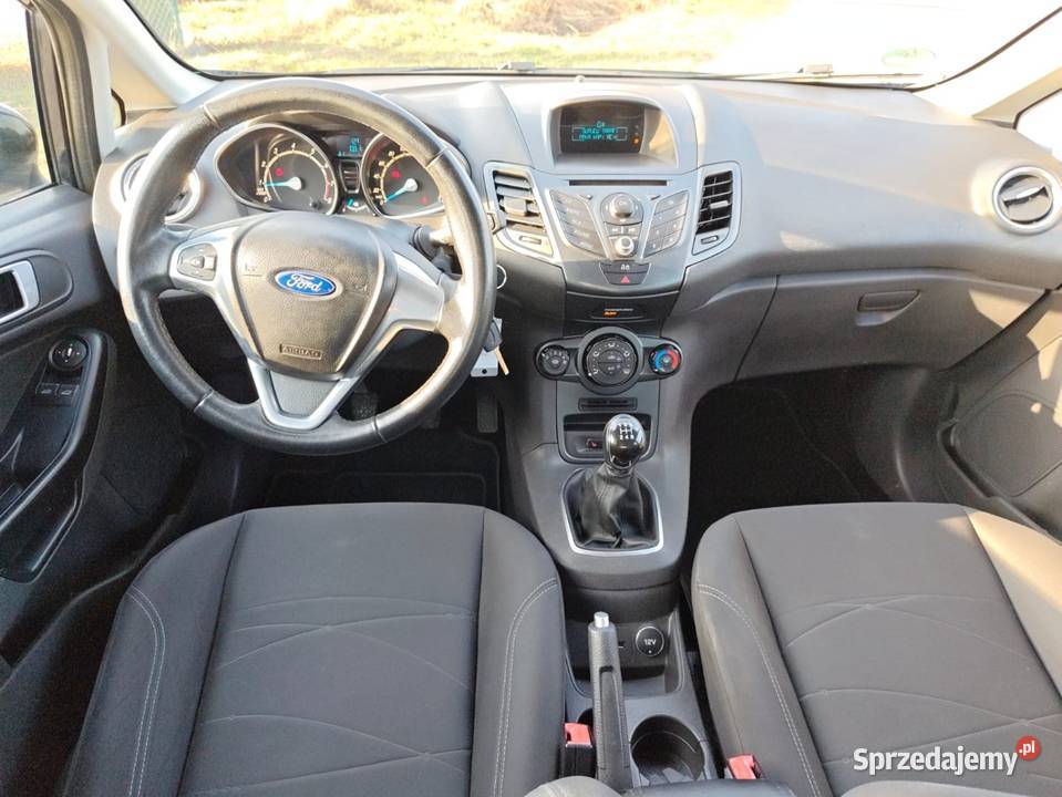 Ford Fiesta MK7 125 b 82 niski przebieg wielkopolskie