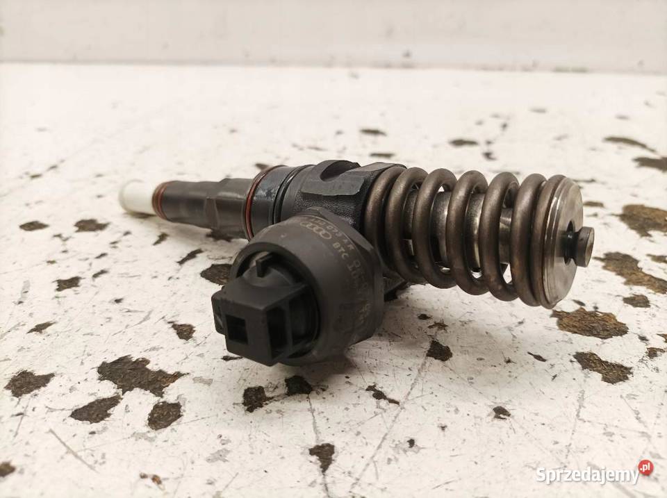 POMPOWTRYSKIWACZ 038130073AR 19 TDI Audi A4 II Motoryzacja