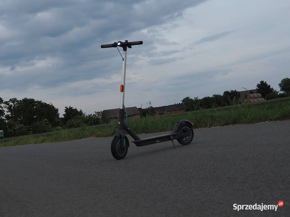 Hulajnoga elektrycna motus scooty 10 lite OPIS Gromadzice sprzedam
