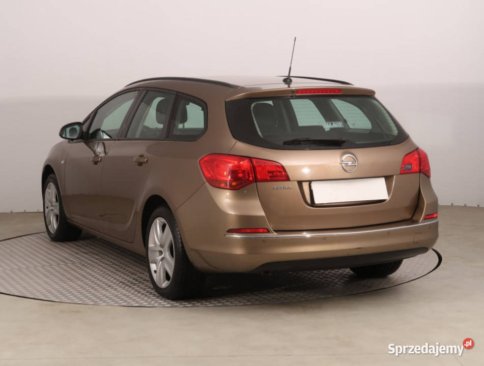 Opel Astra 14 T Piaseczno