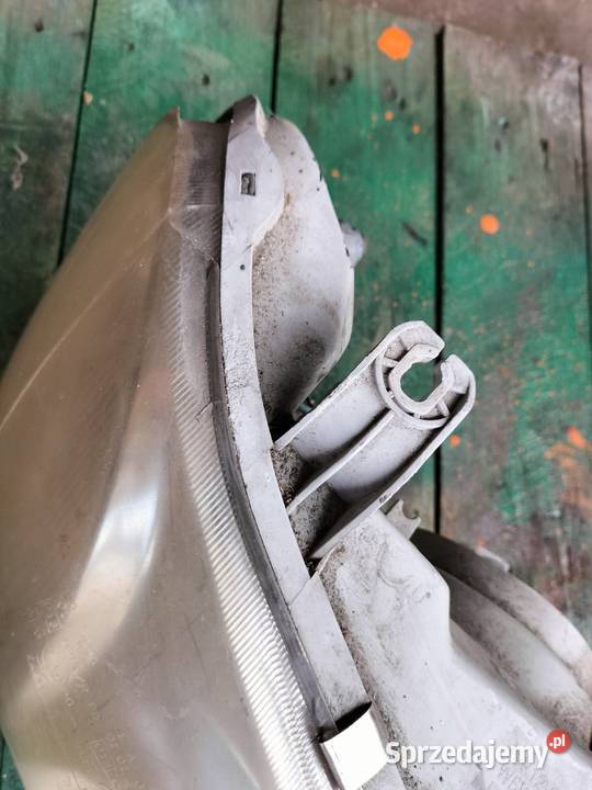 KIA CARNIVAL LAMPA PRZÓD PRAWA Kamień-Kolonia