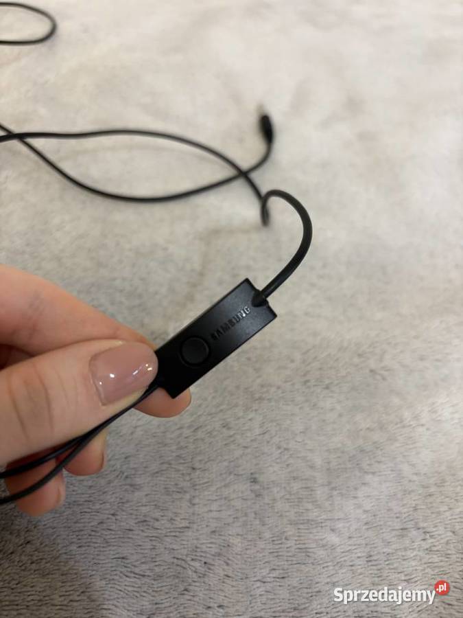 Słuchawki przewodowe czarne Samsung