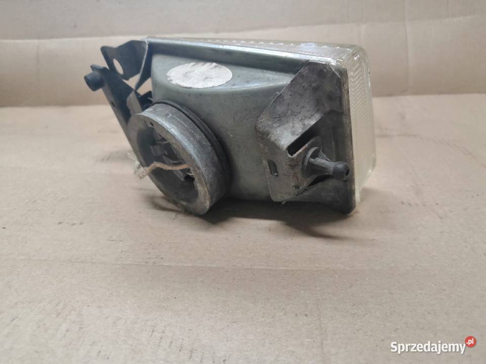 Halogen lewy corrado st Dzierżązna