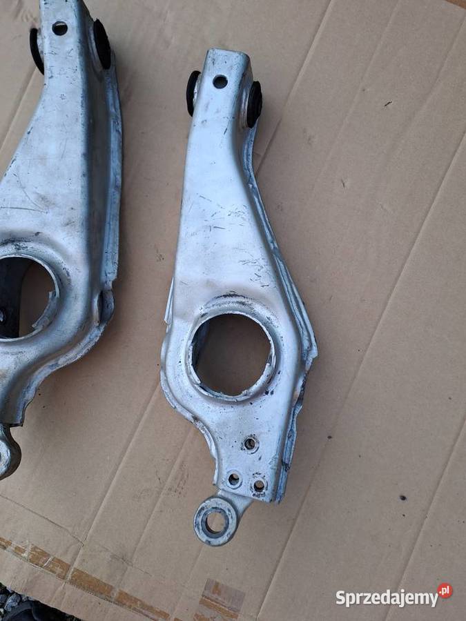 Wahacz Przedni Dolny PrawyLewy VW Bus T3 7984