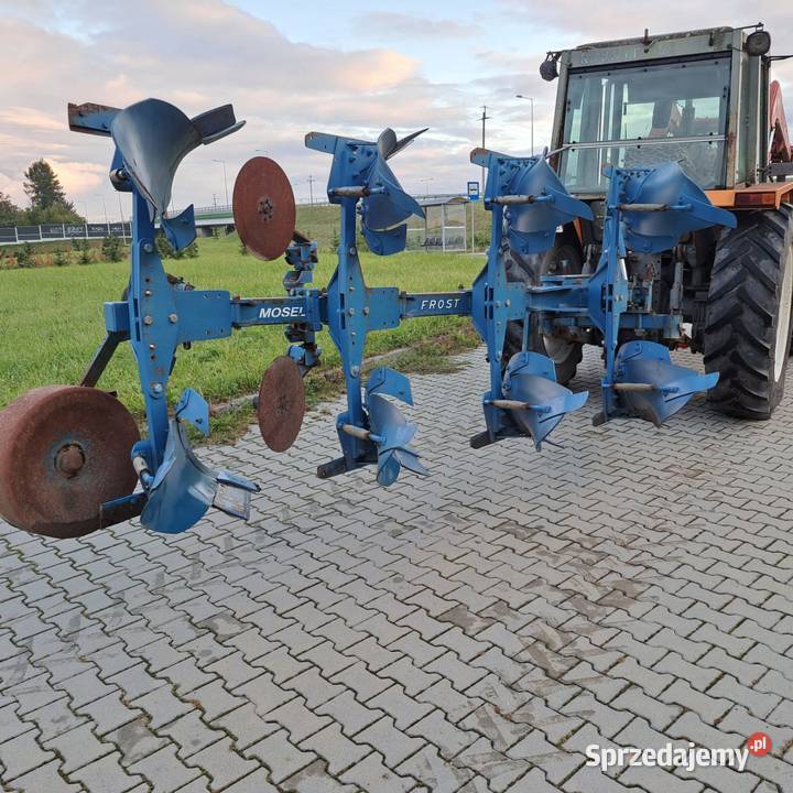 Pług obrotowy Frost 4 skibowy świętokrzyskie Mierzawa