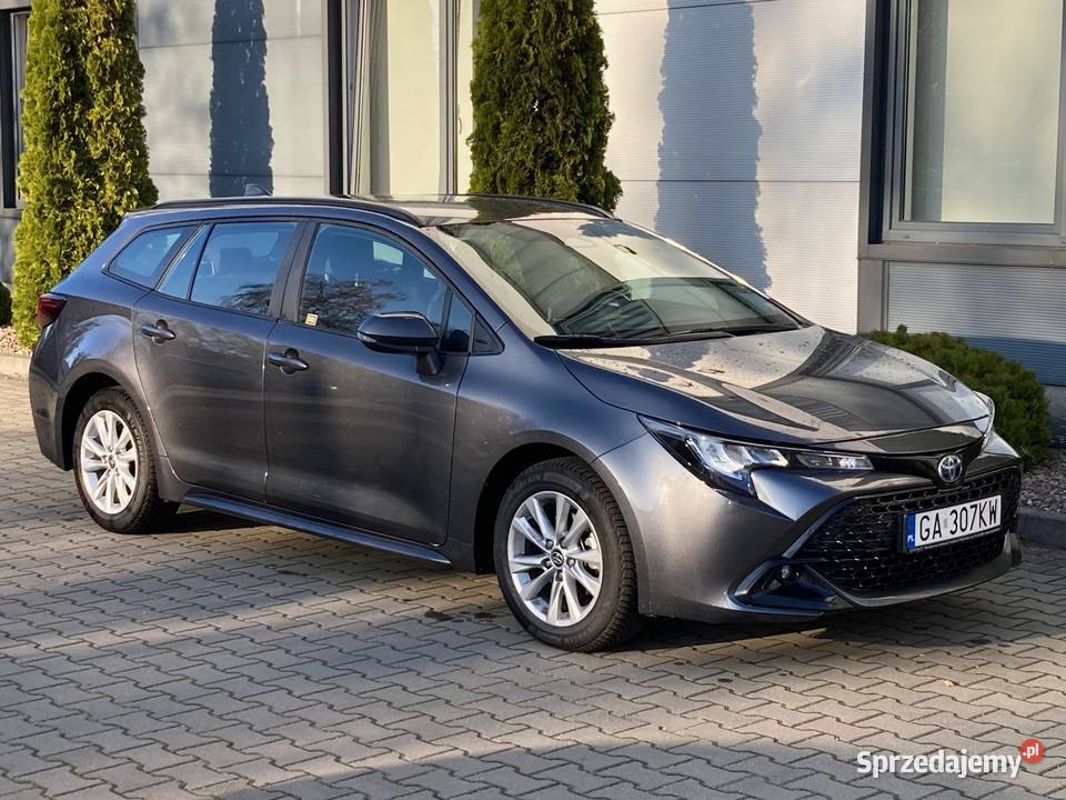 Toyota Corolla Wynajem z Wykupem Bez BIKKRD Gdynia sprzedam