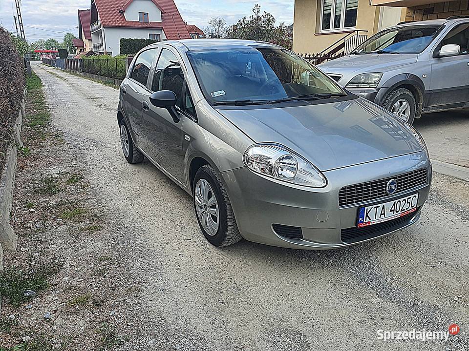 FIAT PUNTO GRANDE 14 BENZYNA nieuszkodzony Łęg Tarnowski