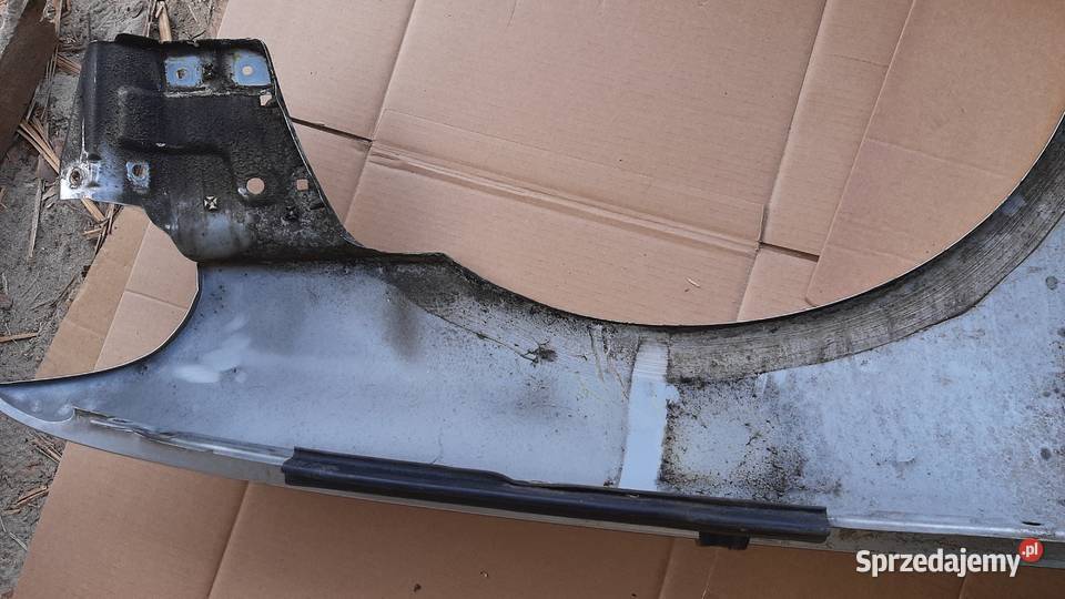 błotnik lewy przedni Audi a4 b5 lift FL Dębno