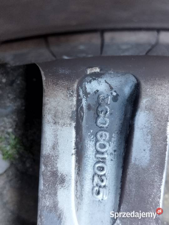 3G0601025 VW PASSAT B8 Rozmiar 16"