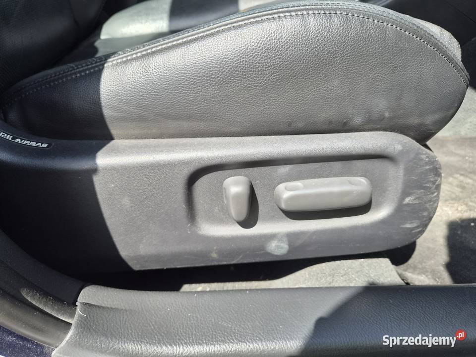 Toyota Avensis Salon Polska nowości w rodzinie