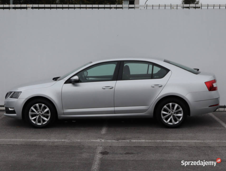 Skoda Octavia 12 TSI 63KM