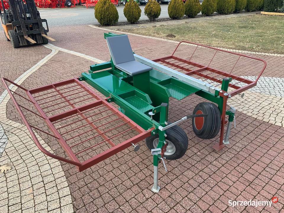Sadzarka do drzewek i krzewów sadownicza SDK Grójec