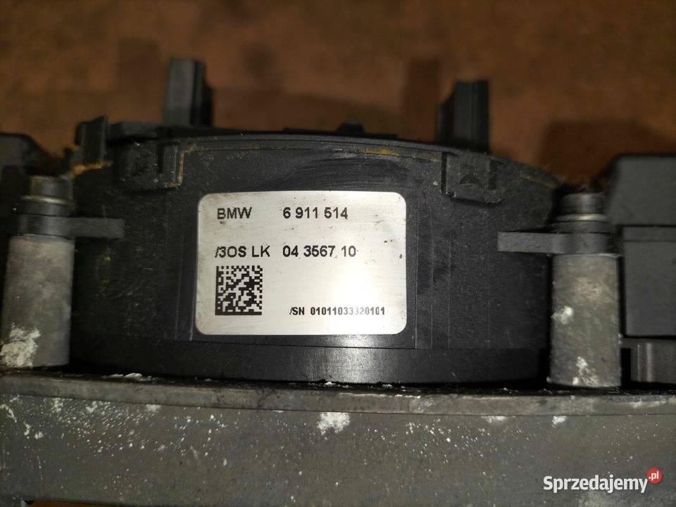 Centrum zarządzania kierownicy z czujnikiem kąta