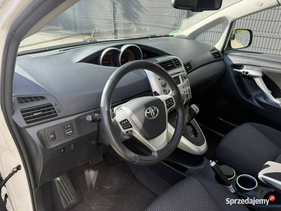 Toyota Verso 18 Benzyna Serwisowany Gwarancja biały Motoryzacja Piekoszów