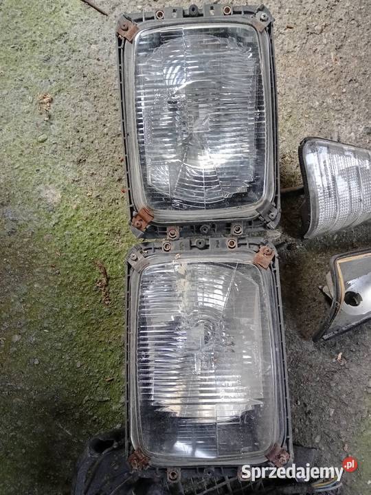 Mercedes Benz kaczka 208 209 310 reflektor lampa Czernikówko sprzedam