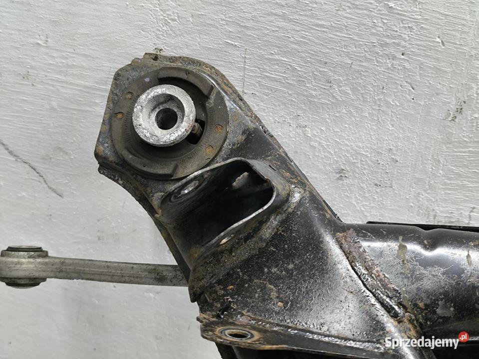 SANKI WÓZEK BELKA TYŁ MERCEDES ECLASA W212 22CDI