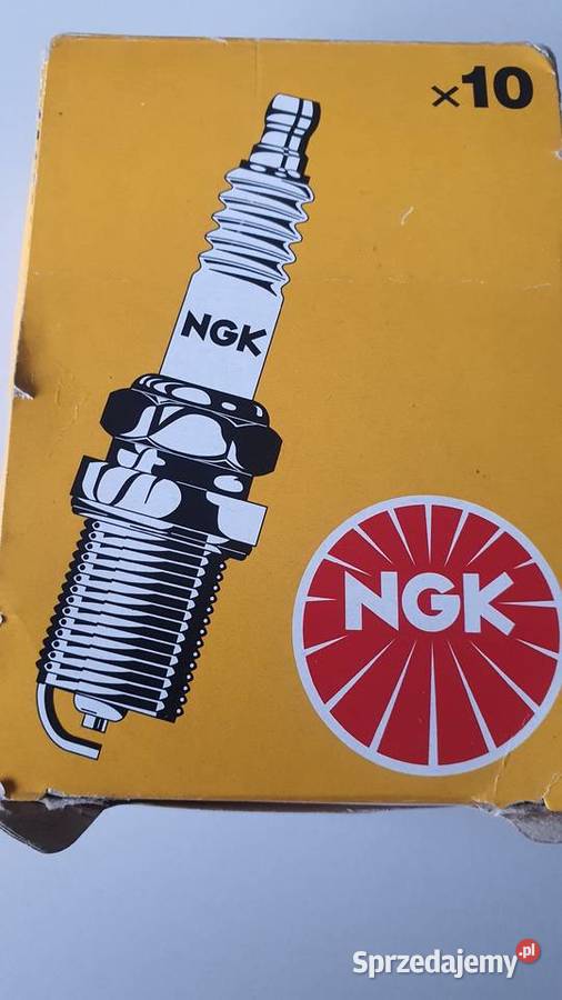 Świece NGK BKUR6ET10 trzyelektrodowe nowe osobowe Pietrzykowice