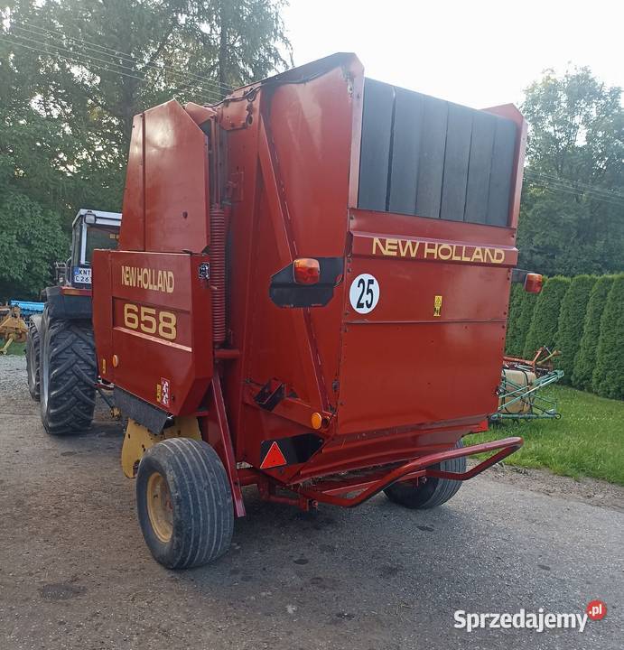 Prasa rolująca zmiennokomorowa Holland 658 nieuszkodzony Pisarzowa