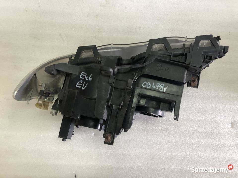 LAMPA PRAWY PRZÓD BM145A301R BMW E46 EUROPA