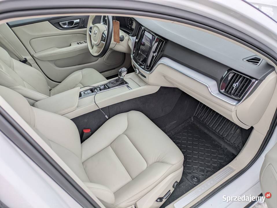 Volvo V60 T5 2020 stan kamera cofania