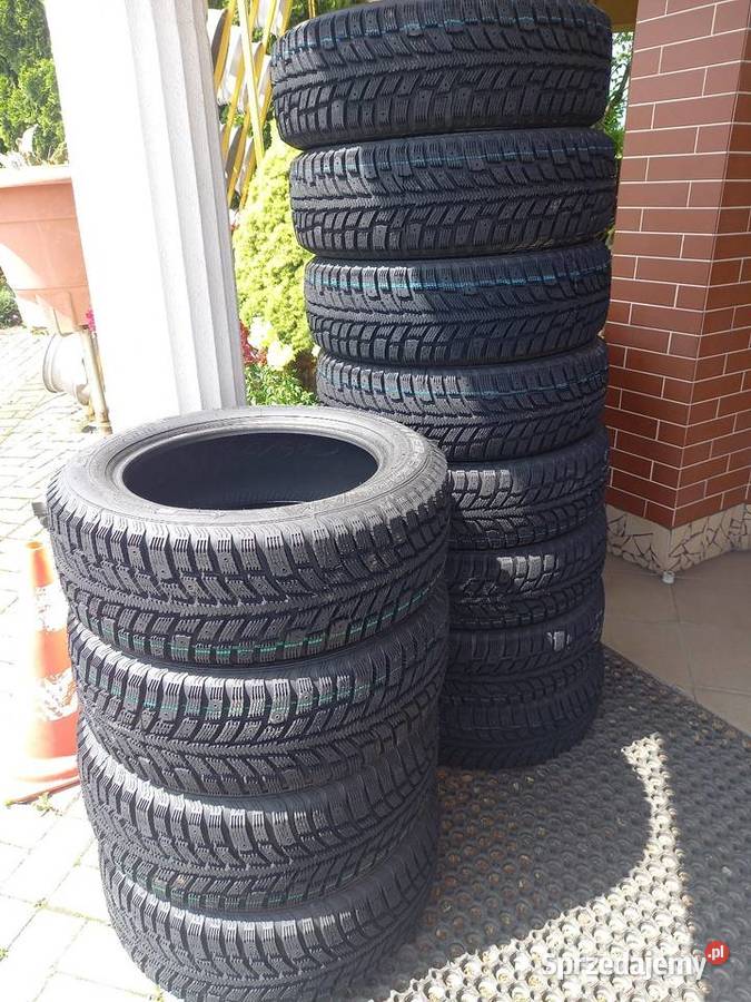 Opony zimowe bieznikowane 20555R16 Winter sprzedam