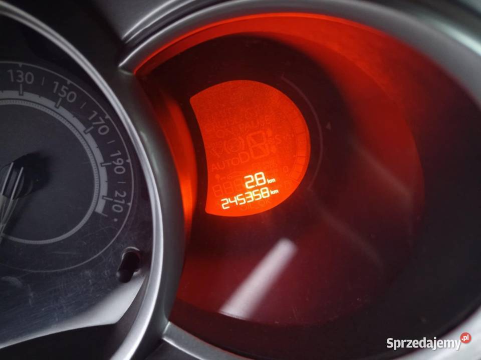 Sprzedam Auto jakim jest Citroen C3 ekonomiczny radio