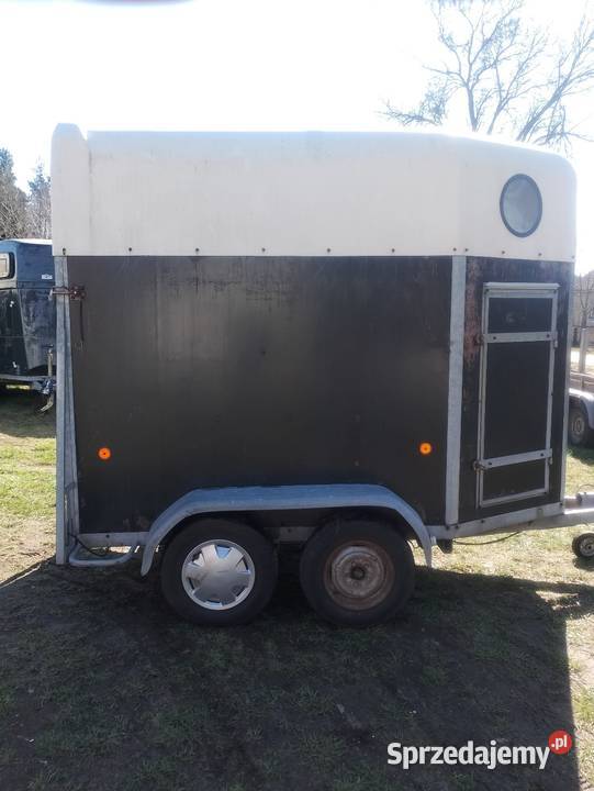 Przyczepa do przewozu 15 konia Rok produkcji 1996 Żerdzina