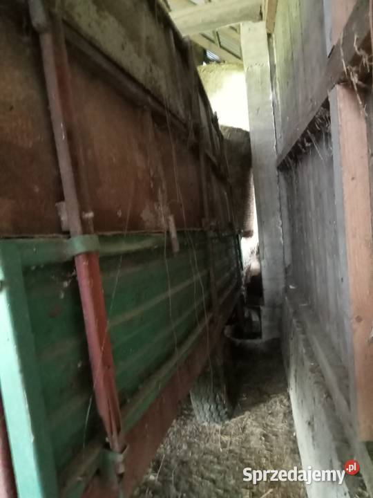 Rozrzutnik obornika plus nadstawki do kukurydzy Korycin sprzedam