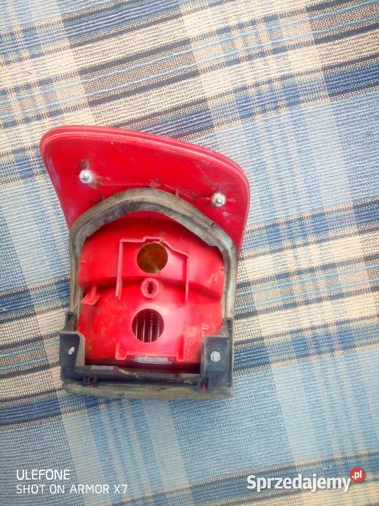 Lampa prawy tył Audi B4 kombi osobowe Ropa