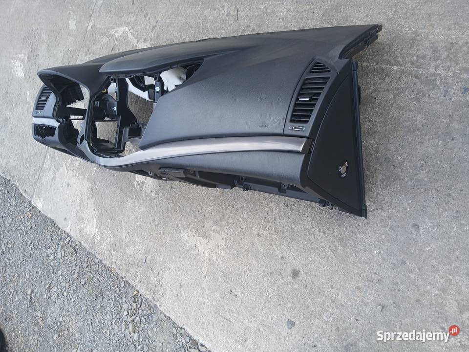 Kokpit konsola deska rozdzielcza Hyundai i40