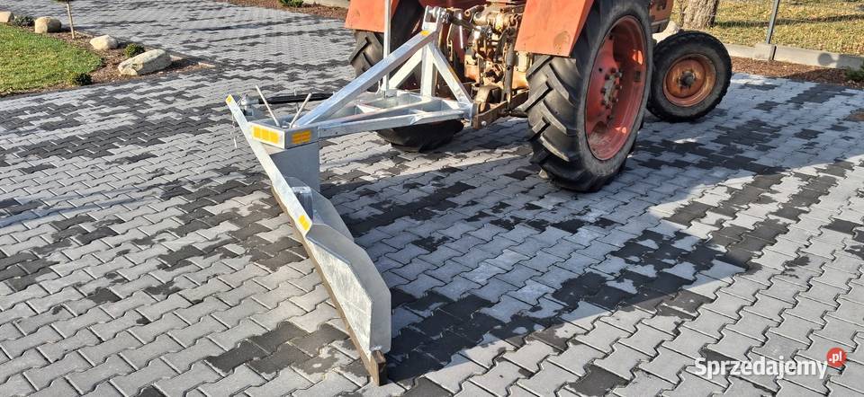 Pług do śniegu solidny w ocynku do c 330 zetor