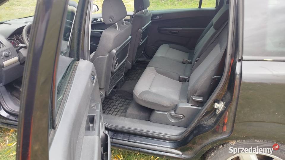 Opel Zafira B 17 Kutno
