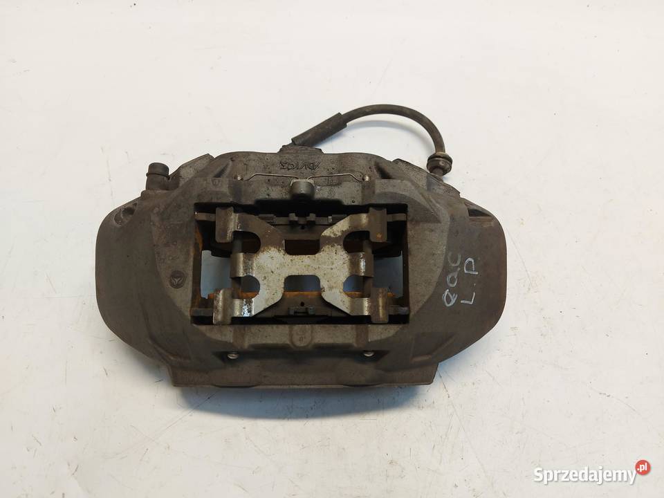 Mercedes EQC 400 W293 ZACISK LEWY PRZÓD