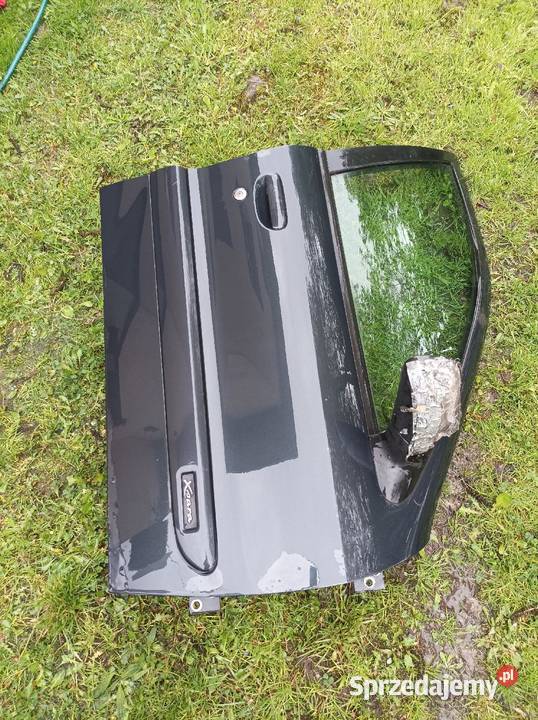 Citroen Xsara 2 HB drzwi prawy przód 2004r śląskie Skoczów