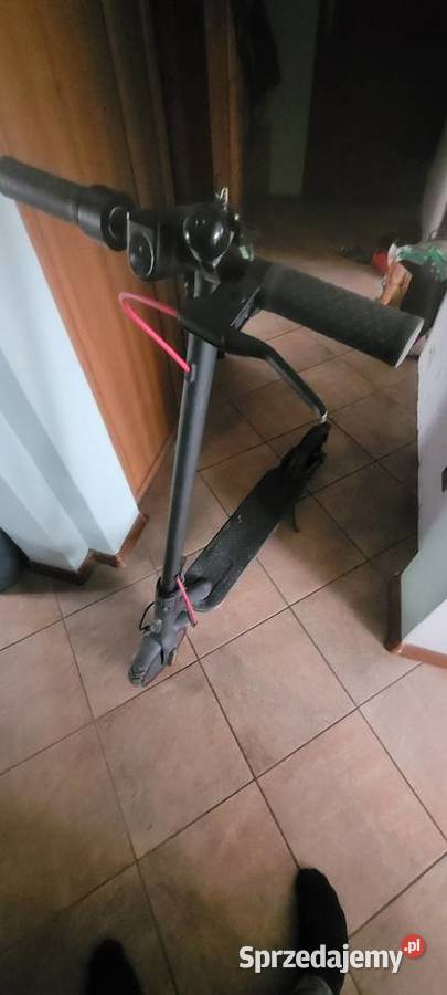 Hulajnoga elektryczna Pro 2 mało używana Stopnica