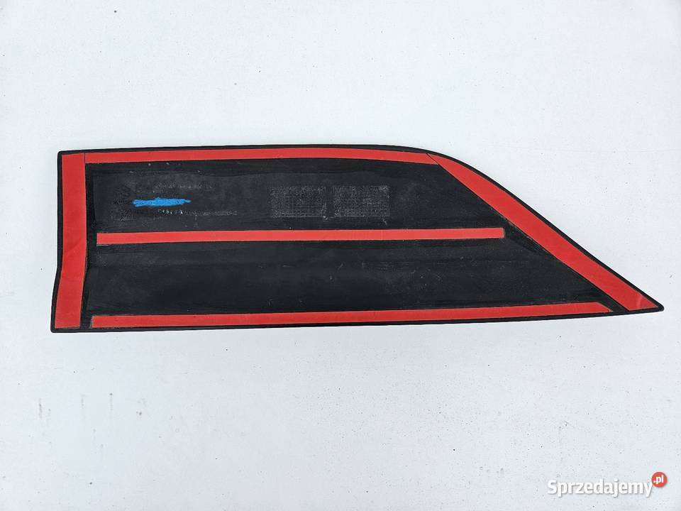 SUZUKI VITARA II 15 LISTWA DRZWI PRAWY TYŁ PRAWA wielkopolskie Międzychód