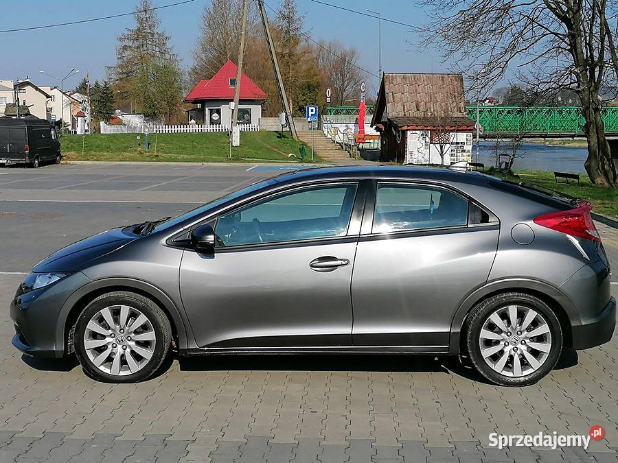 Honda Civic IX 16 iDTEC podgrzewane fotele Sanok