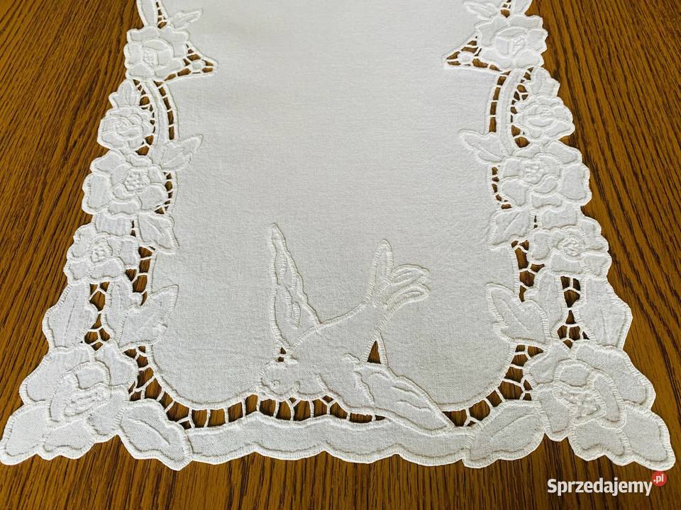 Bieżnik ręcznie haftowany Kalisz