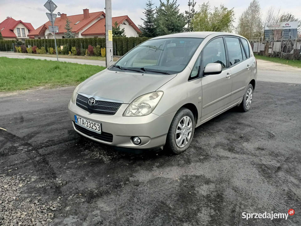 Toyota Corolla Verso Toyota Corolla Verso 20 D4D Tarnów sprzedam