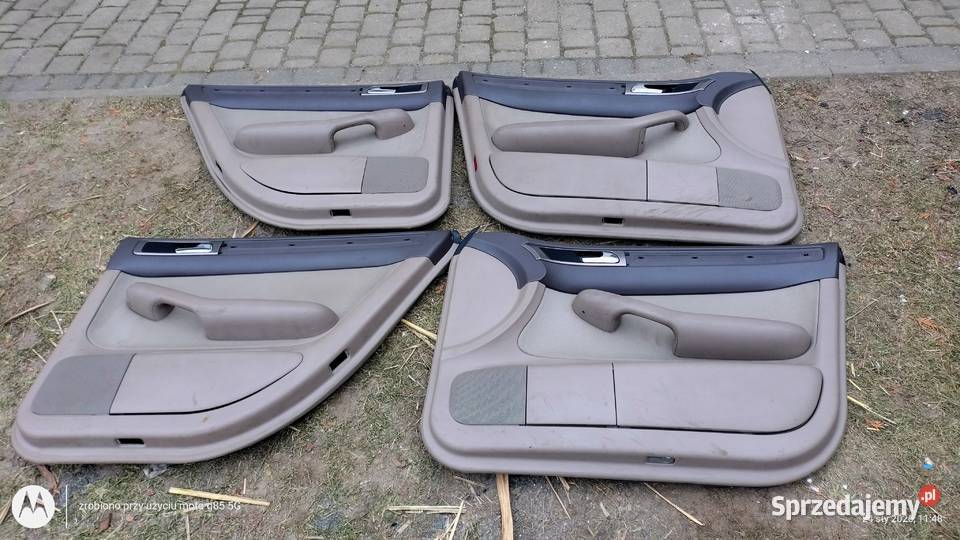 Tapicerki drzwiowe Audi A6 C5 4b kawa z mlekiem Lubin
