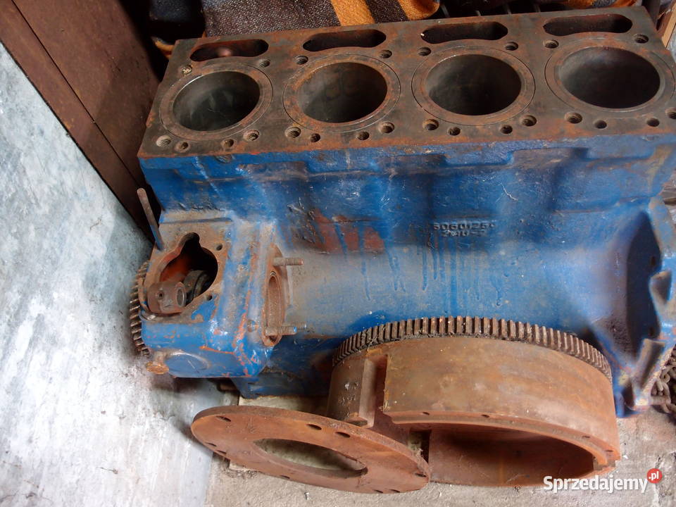 Oryginalny Blok kadłub ursusa C355 silnik S4002 Silnik i osprzęt Łódź