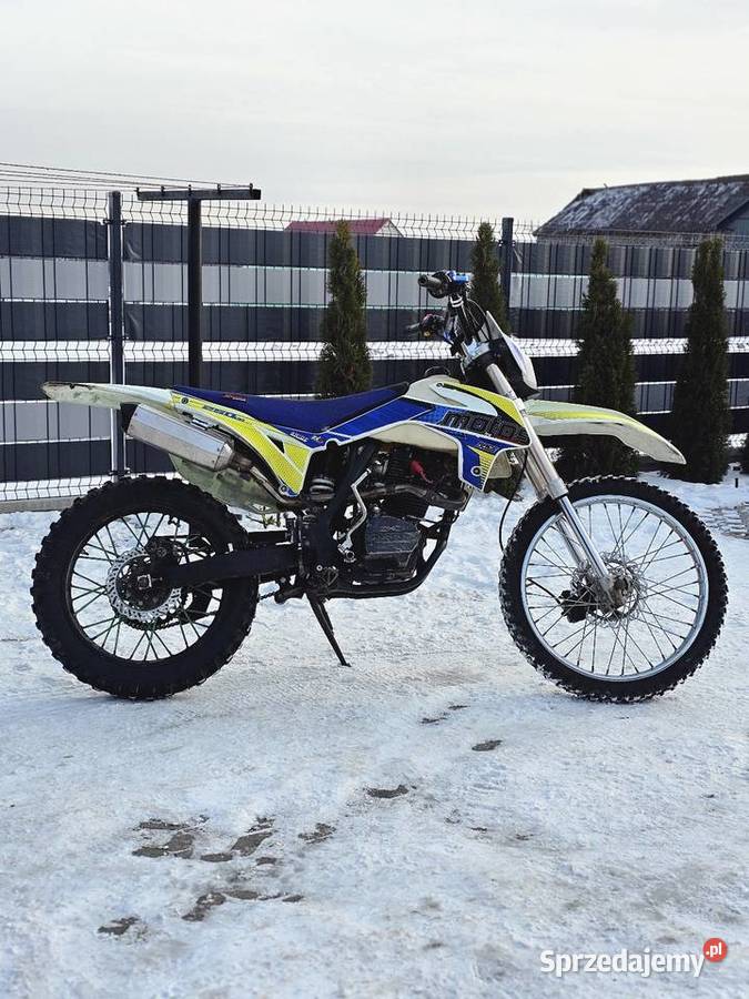 Cross XMOTOS XB88 250CC XXL 24 Koła 1821 manualna Zwoleń