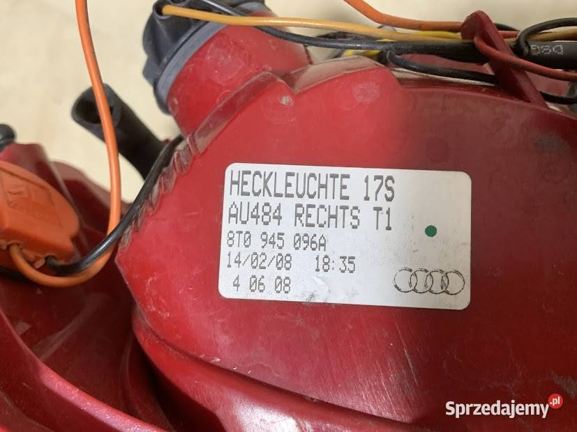 Lampa prawa tylna AUDI A5 8T0945096A osobowe małopolskie Barwałd Dolny