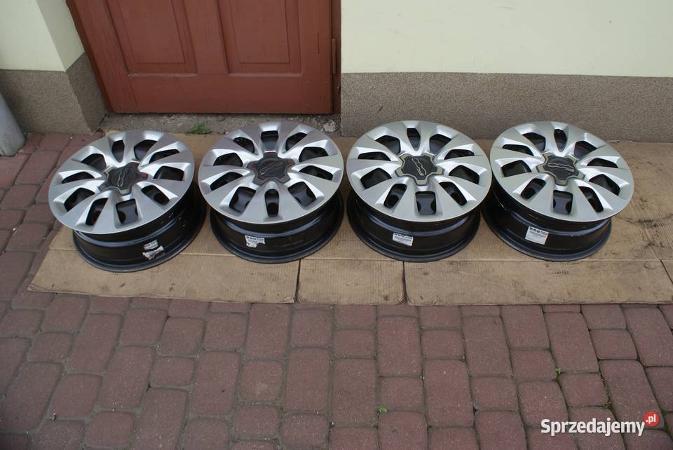 Strukturane 65Jx16 5x110x651 ET40 Jeep Renegade Dynów